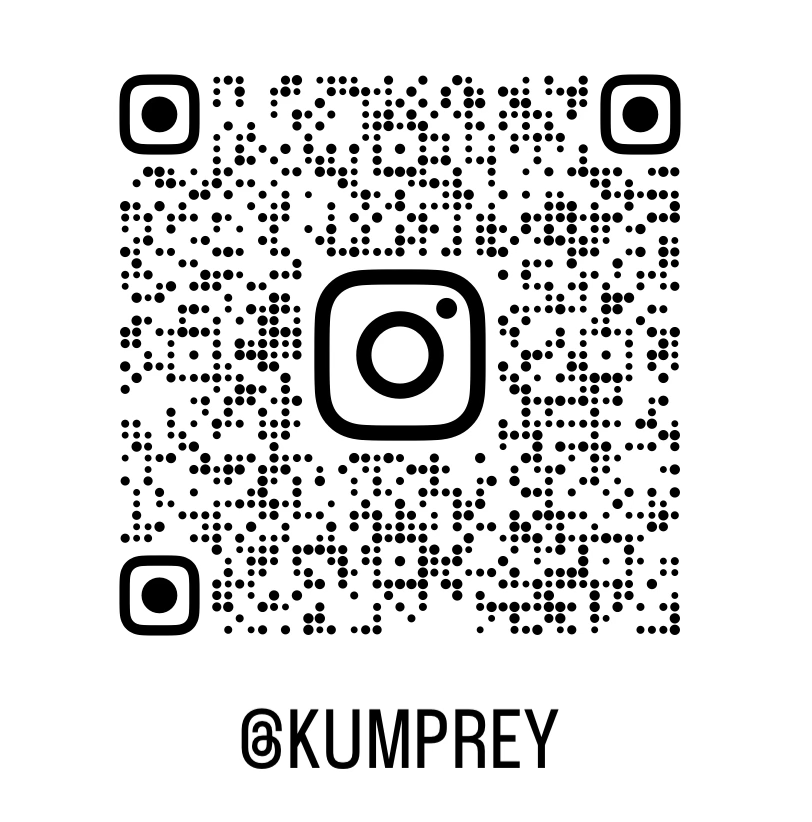 Instagram QR code for @kumprey